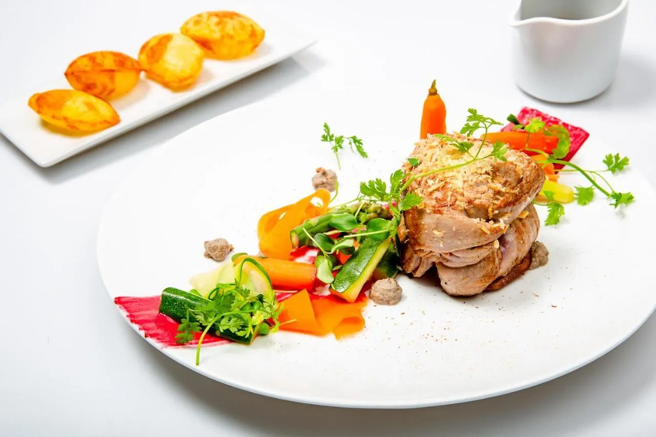 Le Domaine De Baulieu, Singuliers Hotels 欧什 4*,